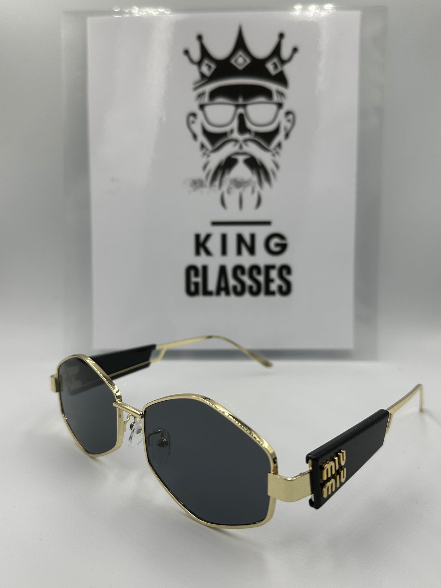 MIU MIU γυαλί ηλίου